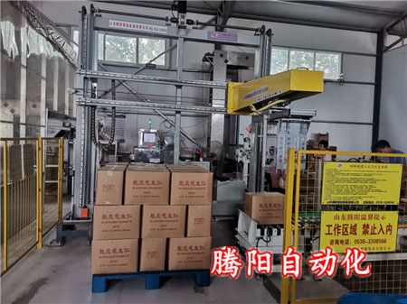 全自動碼垛機成為替代人工操作碼垛的設(shè)備