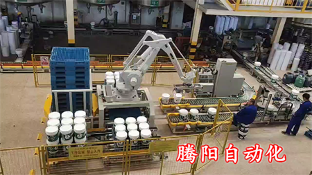 碼垛機器人桶裝產品自動化碼垛