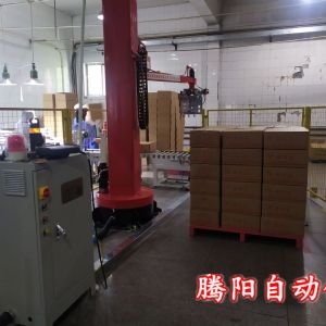 立柱碼垛機箱裝產品碼垛抓手根據產品定制