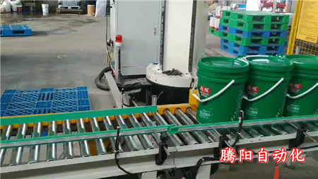立柱碼垛機器人